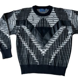 VINTAGE MEN’S SWEATER CAMBRIDGE CLASSICS LEATHER INSET SIZE LARGE
